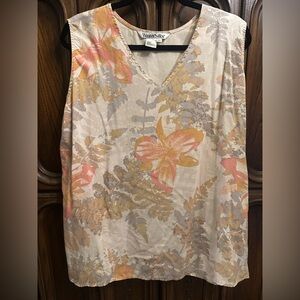 WinterSilks Floral V-Neck Top in Cream and Gold